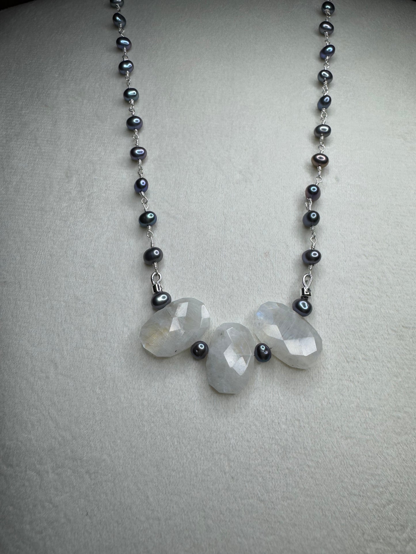 Peacock Pearl Candy Necklace
