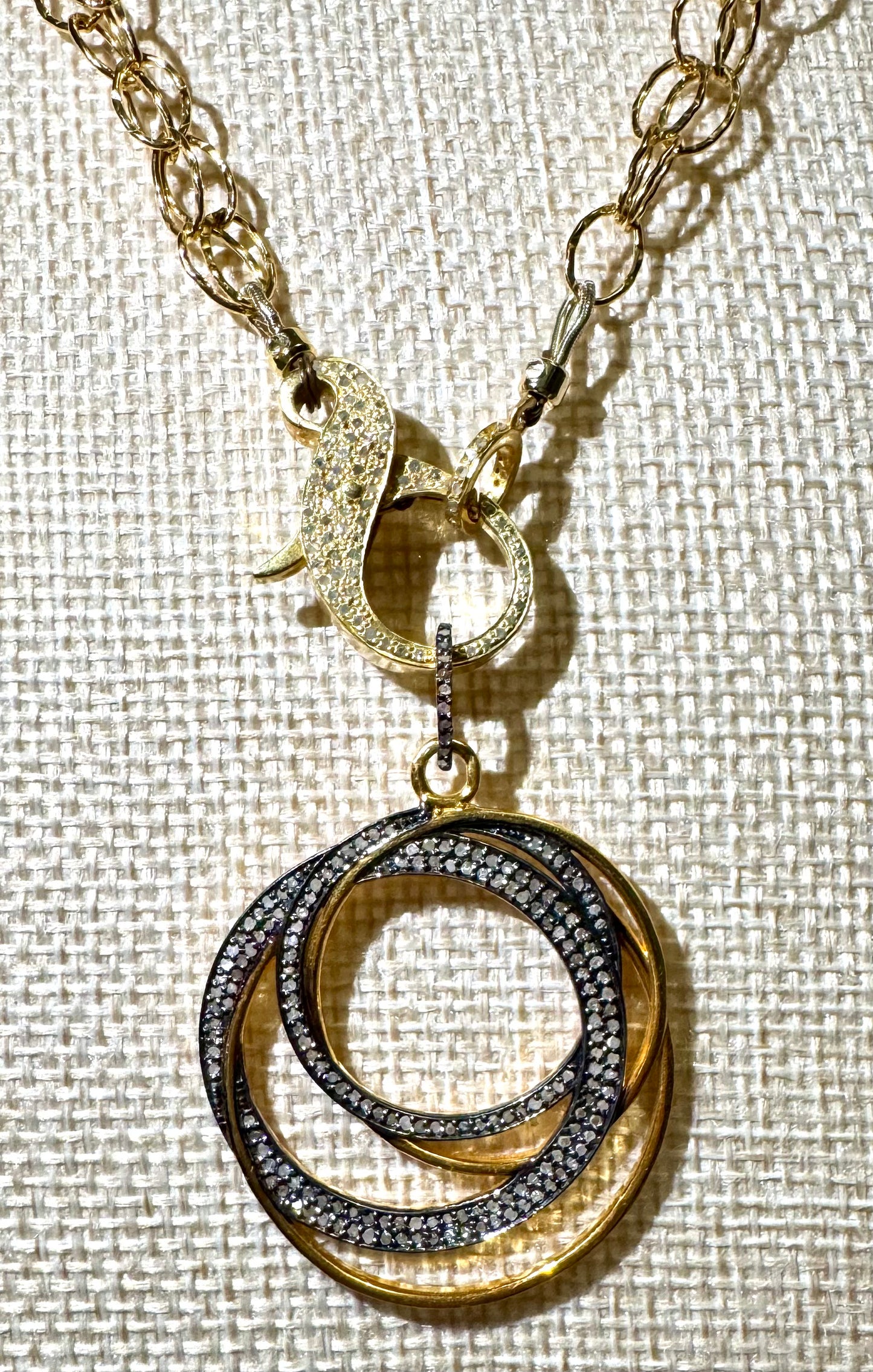 Everlasting Circles Pendant