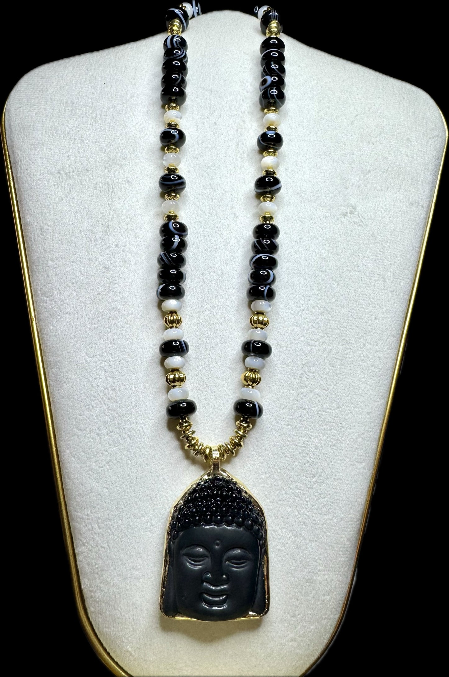 Agate Love Necklace