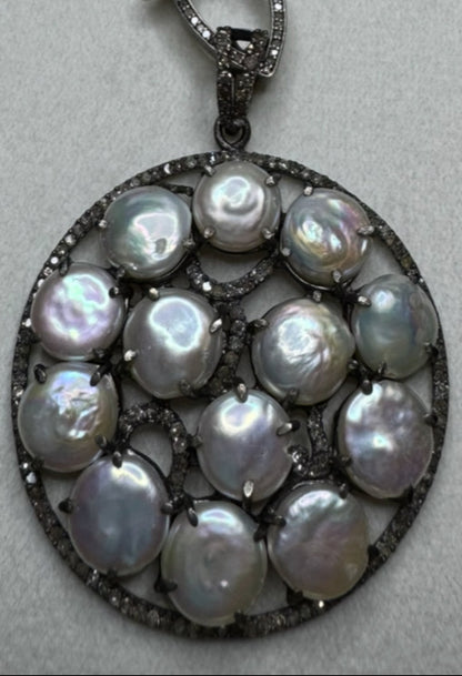 Luxe Pearl Candy Pendant