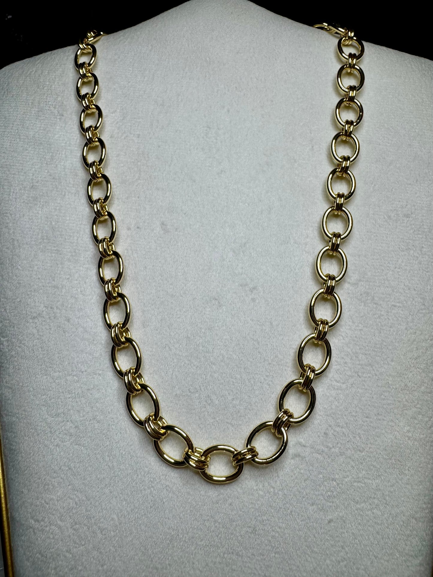 Jane Large Double Rolo Oval Gold Necklace